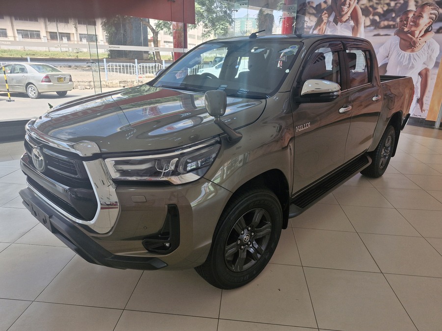 TOYOTA DOUBLE CABIN #9971