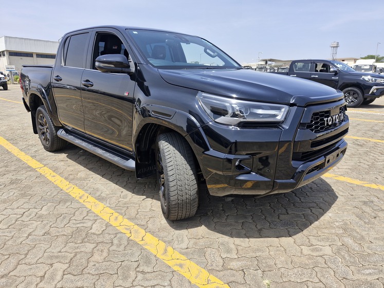 TOYOTA HILUX GR SPORT#42627